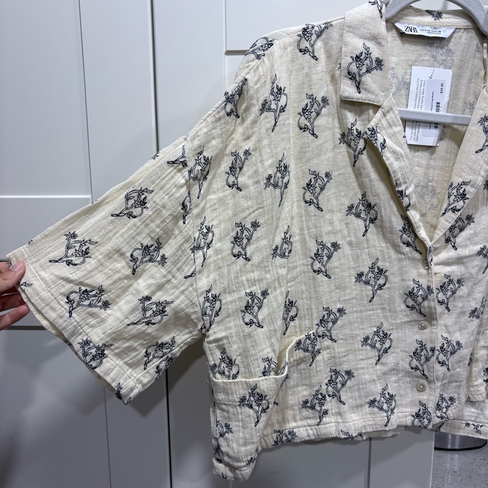 Zara button down collared top - Picture 4 of 6